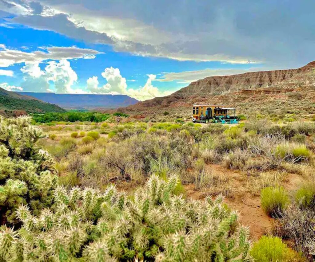 AnyConv.com Unwind with the Unique Tiny Ark Home in Zion National Park 21